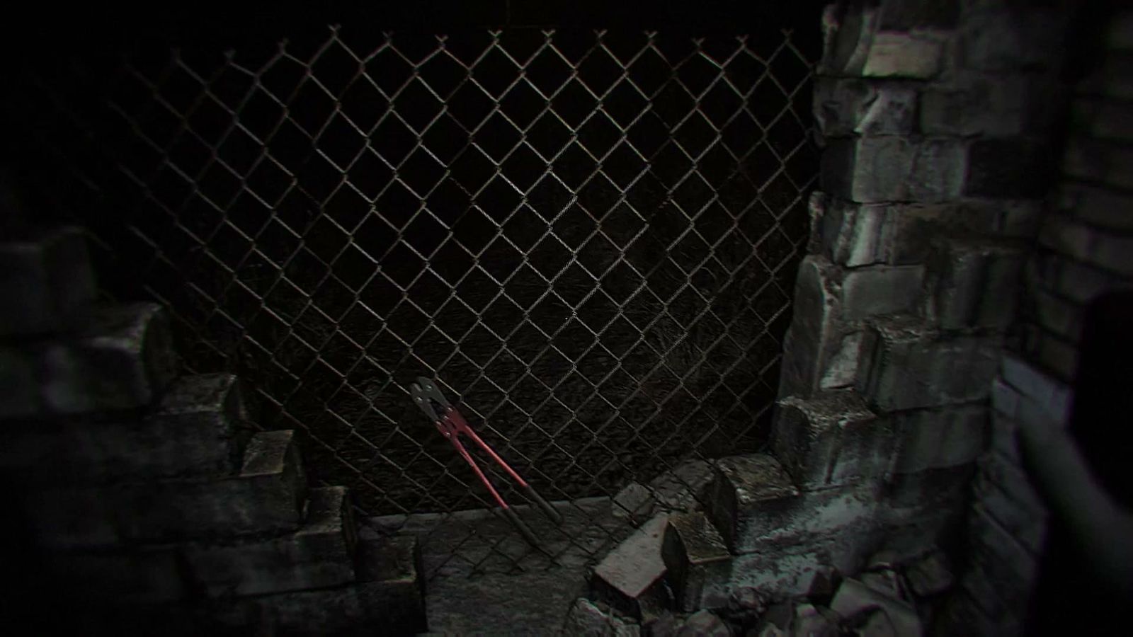 Dread_Neighbor_suzuki_cut_wire_mesh