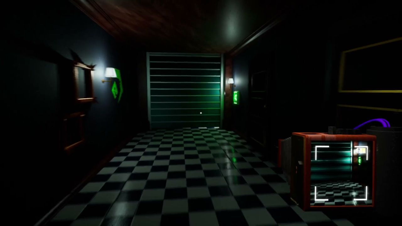 Penguin_Hotel_chase_1_2