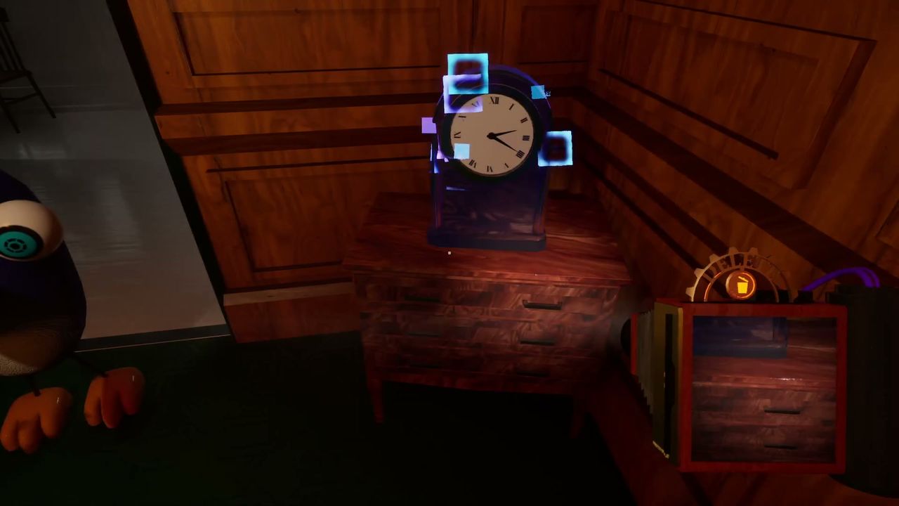 Penguin_Hotel2_clock_1_1