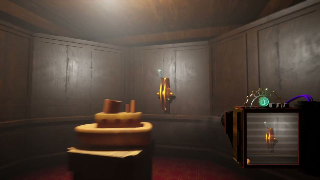 Penguin_Hotel2_ship_lever