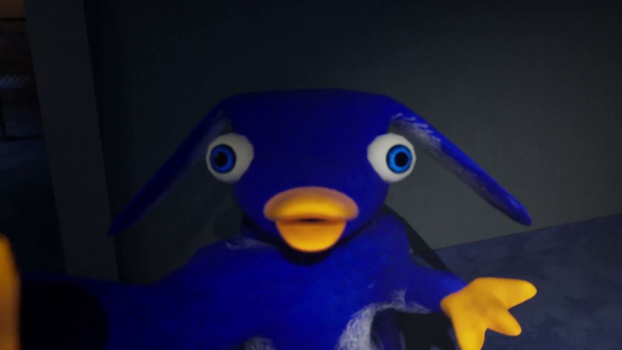 Penguin_Hotel2_dogpen_chase_1_1