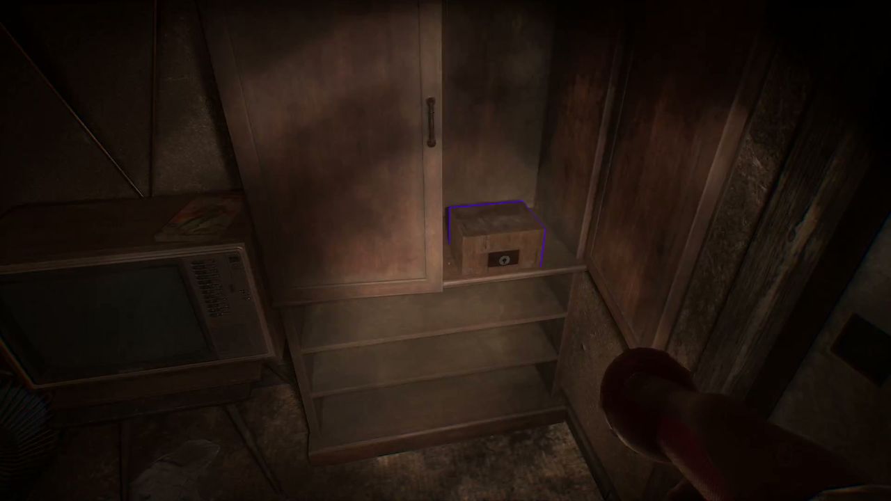 Okugafuchi_Shopping_Arcade_locked_box_2