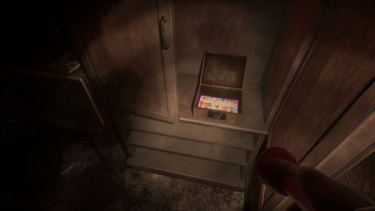 Okugafuchi_Shopping_Arcade_unlock_box_2_2