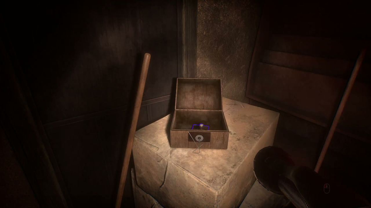 Okugafuchi_Shopping_Arcade_locked_box_4_3
