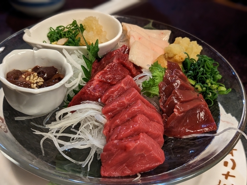 馬刺し