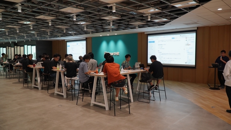 決勝のオンサイト会場の様子