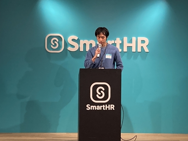 モジュラモノリスについて説明するhypermktさん