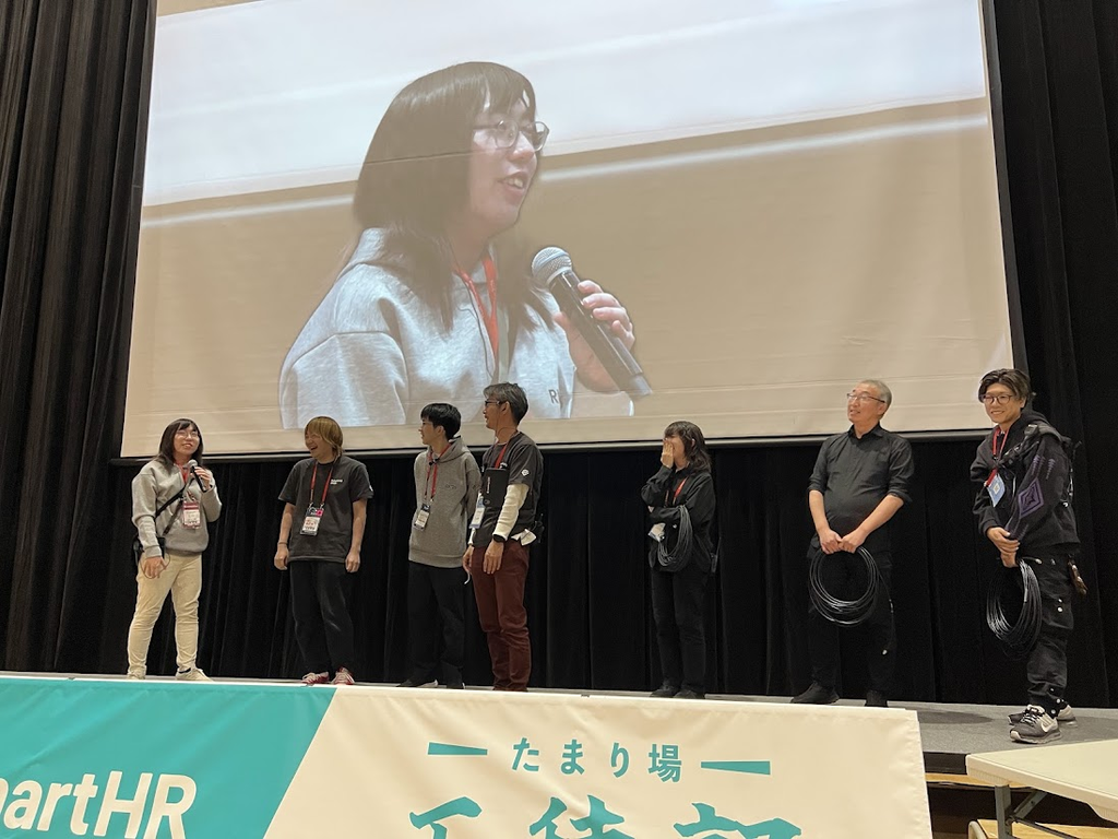 八の字巻き選手権の様子