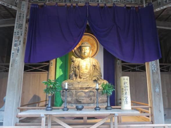 指月殿丈六釈迦如来坐像