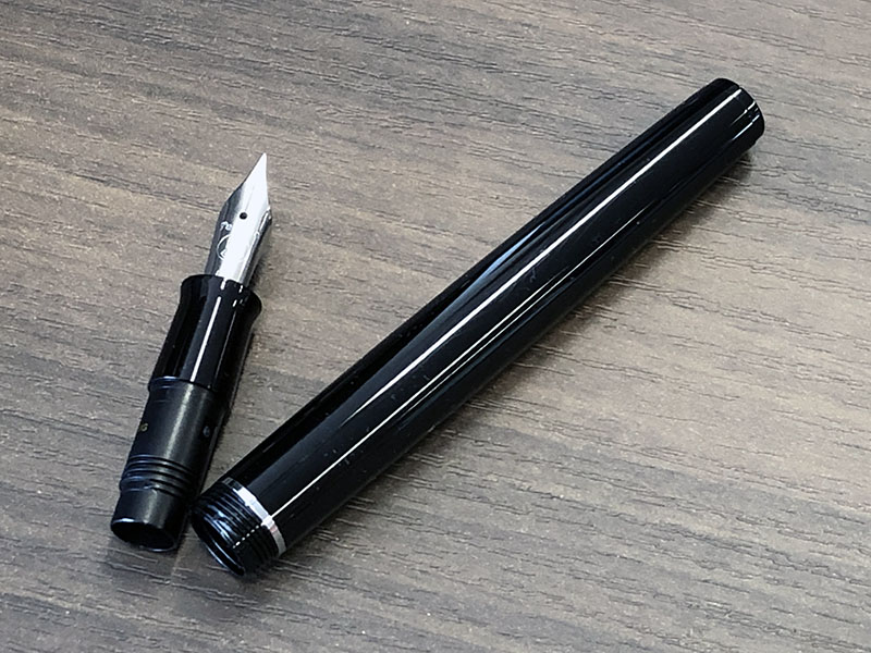 Pelikan Classic Series P205 - Something So Right 廃番 ペリカン