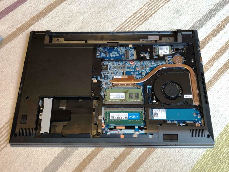 ⚫︎特価❗ノートパソコンSSD搭載✨カメラ付き✨初期設定済ですぐ使える 爆速SSD&16G✨️Win11/富士通/すぐ使えるカメラ付きノートパソコン