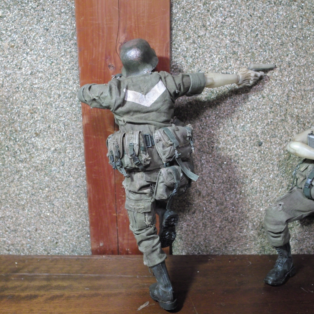 ThreeA Toys AK デッドイージーコープ(G.I.D) - smogbom