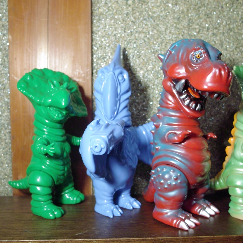 コジカトイズ / 恐竜獣 モノクロン[ミドリアオスジ/未塗装] コジカ