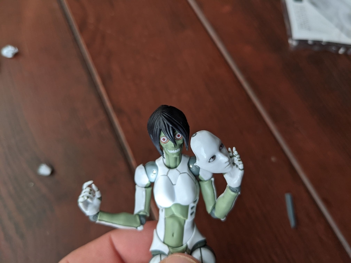 1000toys(千値練) / 東亜重工:合成人間♀[1/12スケール] - smogbom