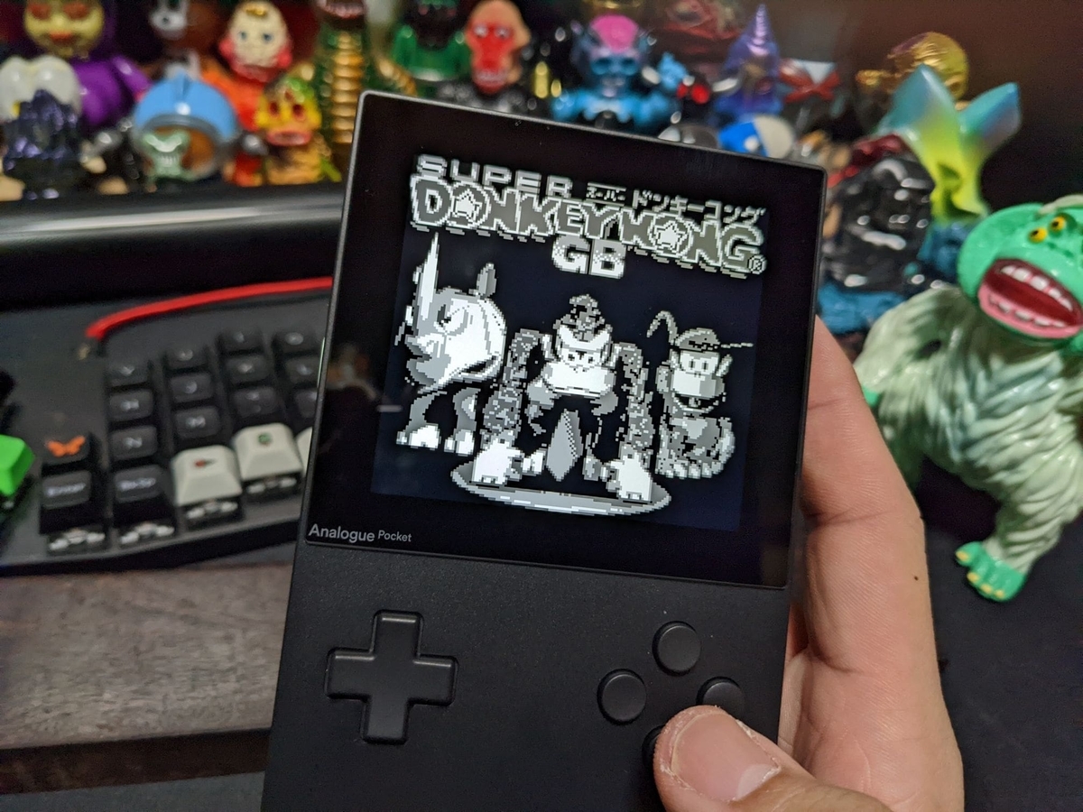Analogue Pocket ホワイト　新品同様、通電時間10分 新品未開封Analogue Pocket アナログポケットホワイト