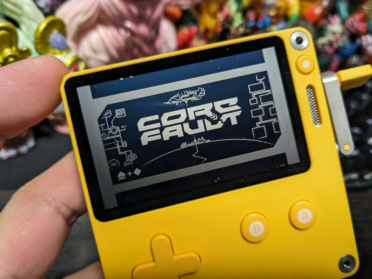 Playdate プレイデートゲーム機 本体に謎のクランクが！新携帯ゲーム機「Playdate(プレイデート)」発表
