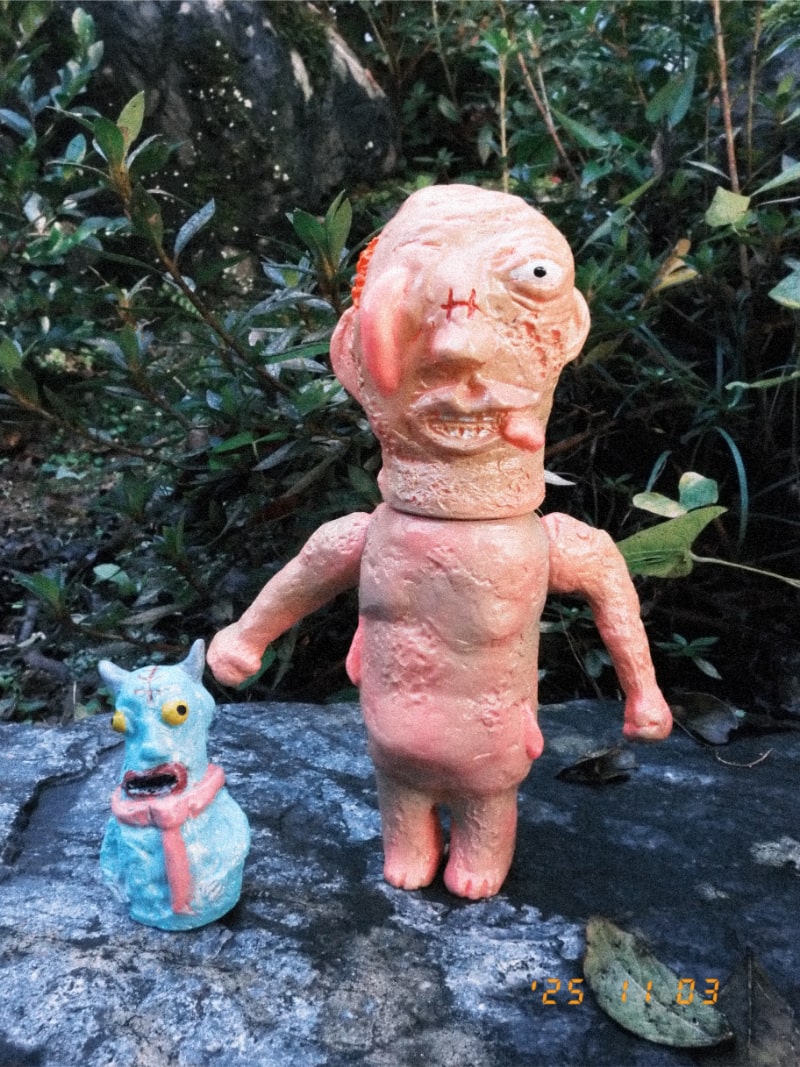 ブキヨウスタジオ にくじるとUMAパペット インディーズソフビ