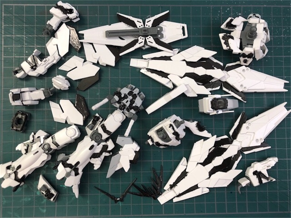 ガンプラ HGUC ユニコーンガンダム4号機フェネクス〔デスモード