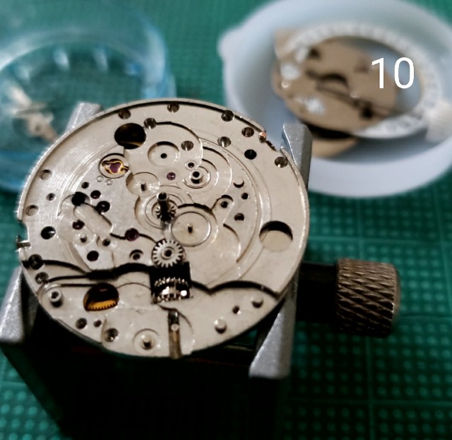 MIYOTA8215クローンの分解 - snkd97's blog(G/N design)