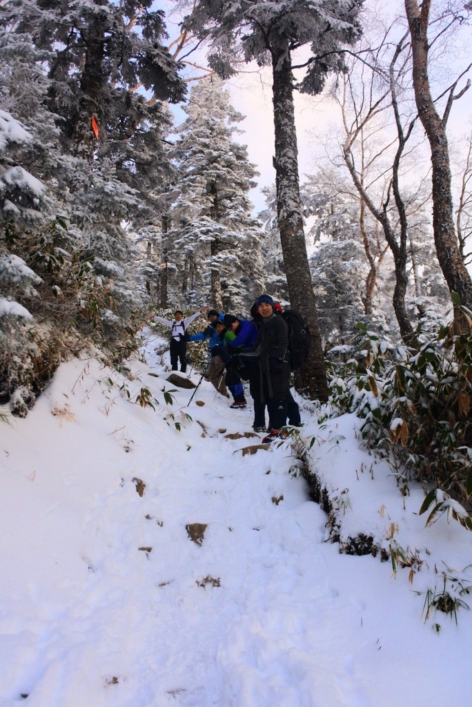 f:id:snow-trekkers-x:20181209213034j:plain f:id:snow-trekkers-x:20181209213034j:plain