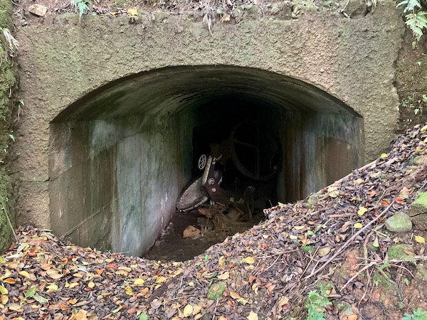 探照灯基地跡