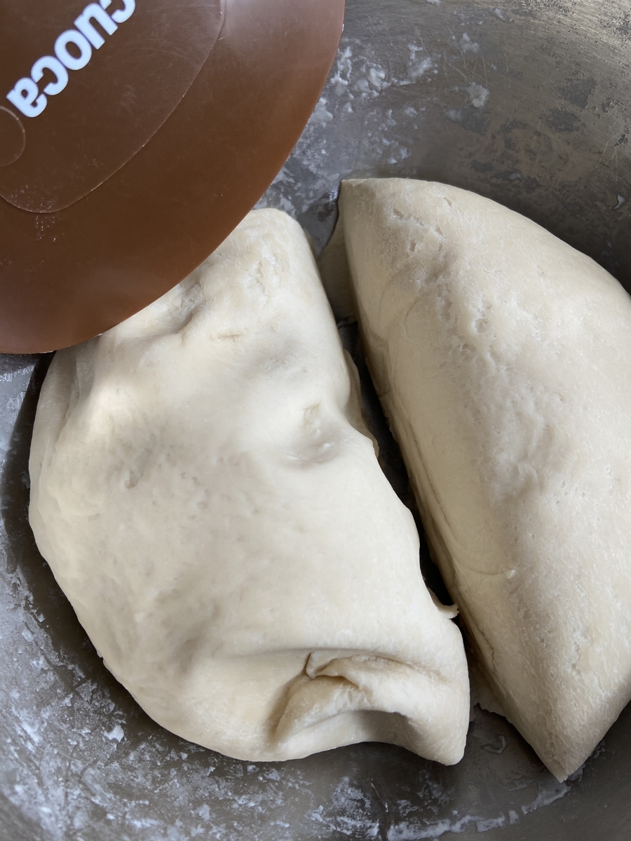 手作り　餃子の皮　鶏がらスープ　おうち時間