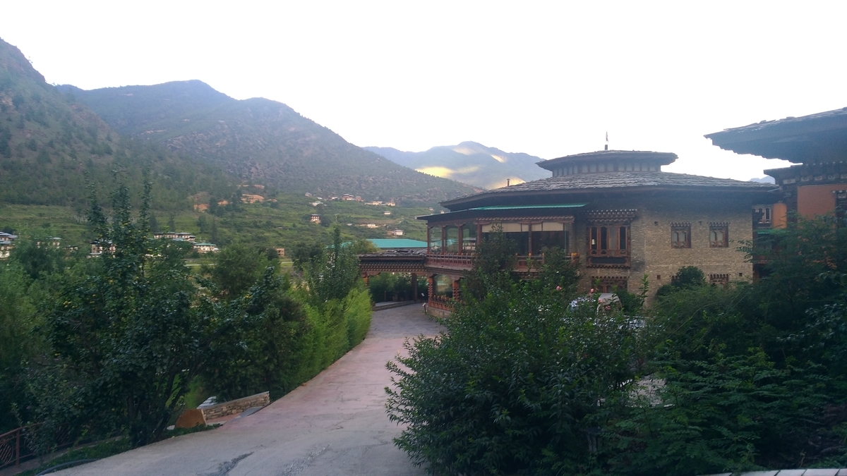 f:id:snowm-blog:20200411024239j:plain f:id:snowm-blog:20200411024239j:plain