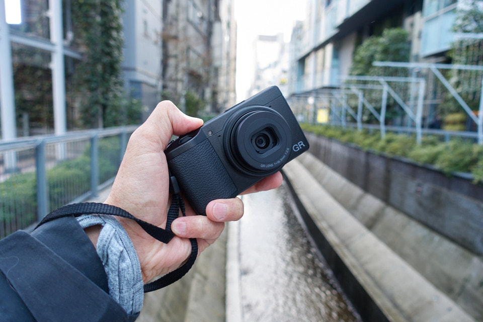 RICOH GR III（GR3）とSONY RX100Ⅲ（RX100M3）を同じ場所から