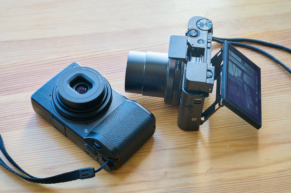 デジカメ　RICOH SONYなど　まとめて RICOH GR III（GR3）とSONY RX100Ⅲ（RX100M3）を同じ場所から