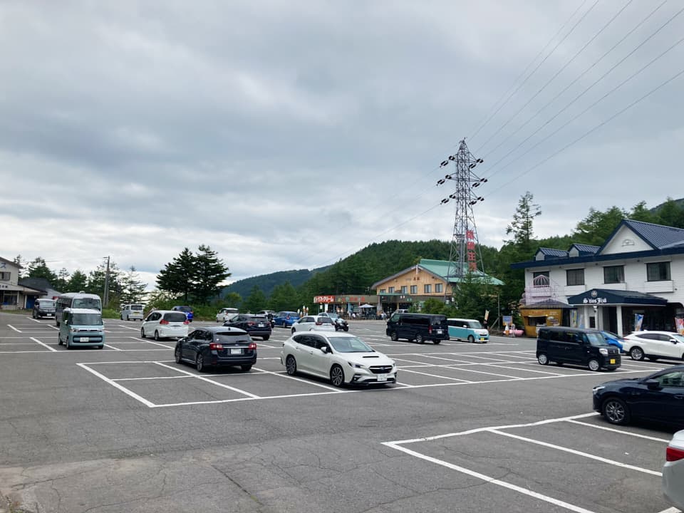 湯の丸スキー場駐車場