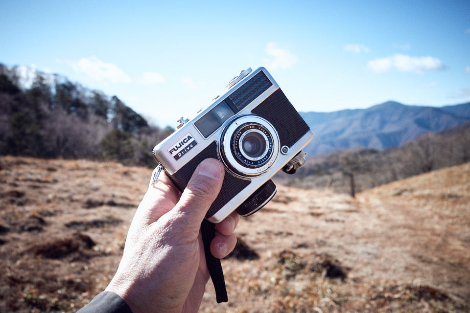 ハーフサイズのフィルムカメラ、FUJICA Driveを購入しました。 - どこ