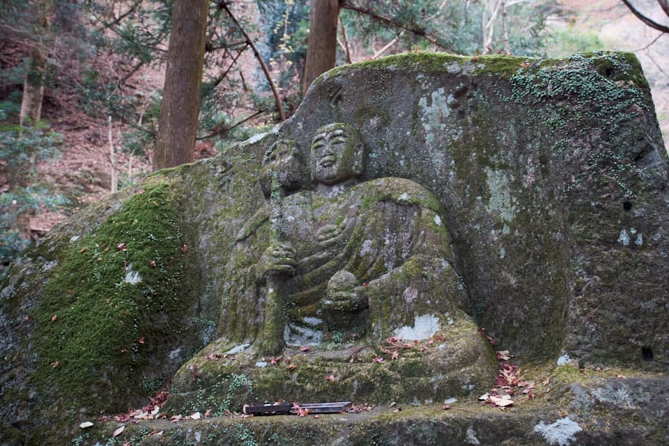 爪切り地蔵。
