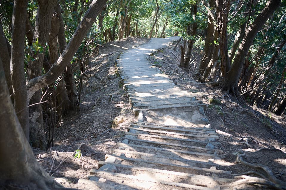鋸山、階段地獄
