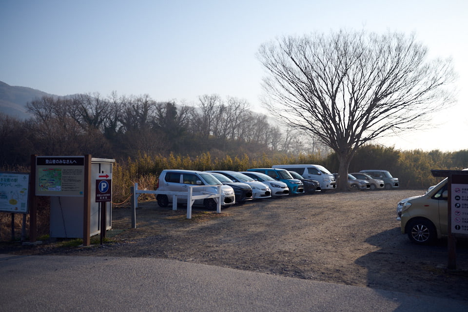 小田休憩所駐車場(宝篋山駐車場)