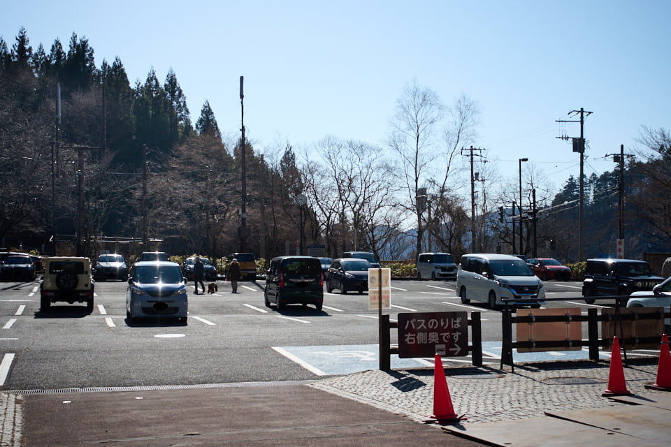 檜原都民の森駐車場