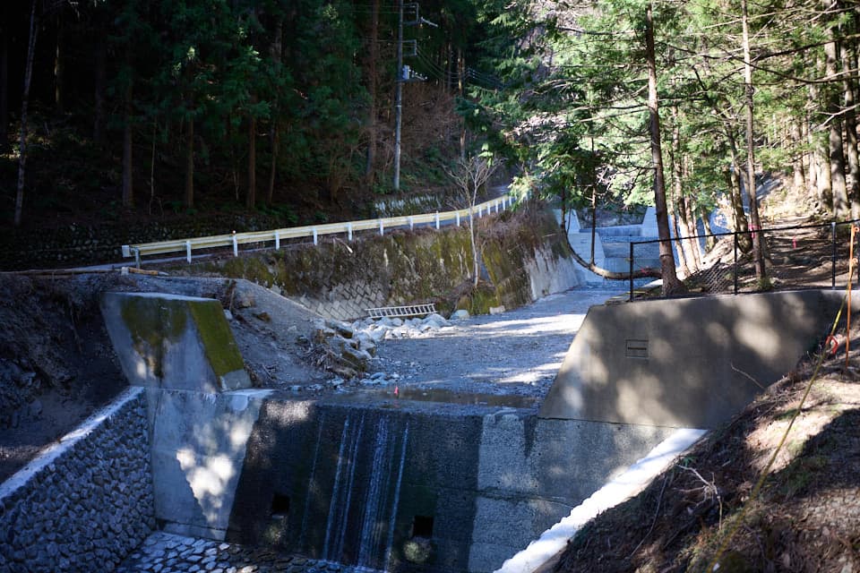 前回よりも綺麗になった気がする堰堤