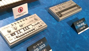 ROLAND TB-303(1981年)、TR-606(1981年)※リズム・マシン