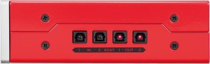 ▲本体向かって右側にADATオプティカル入出力を2系統(各最大16ch分)実装。S/MUXで96kHz/8chまたは192kHz/4chの入出力に対応