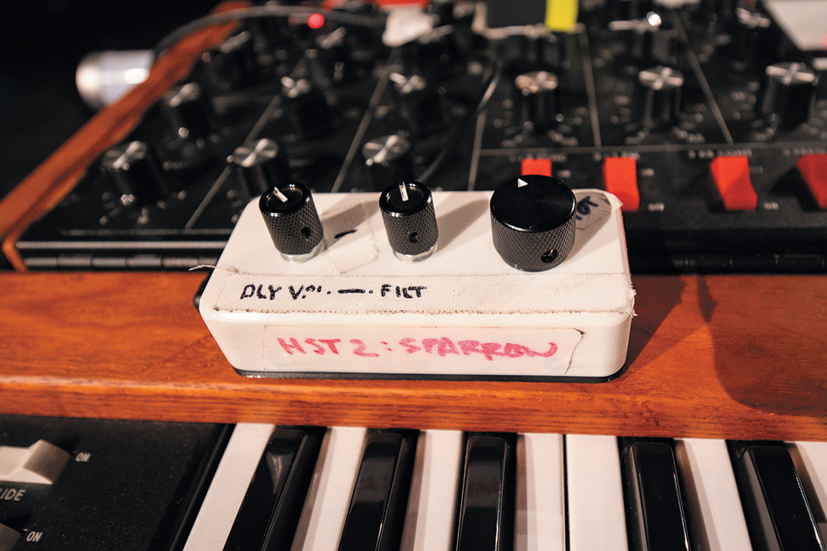 Minimoog Voyager Performer Edition