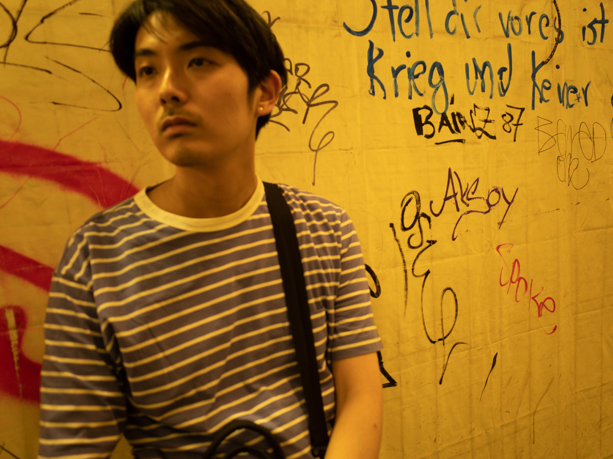 折坂悠太