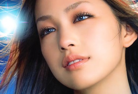 切れ長な目をした日本的美女 年金相場師の独り言