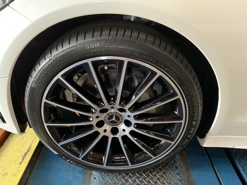 ベンツ Cクラス クーペ W205後期 C-Class Coupe エアサスローダウン ロワリングキット取付 - 岡山のコーティング専門店 オレンジアベニューブログ ベンツ Cクラス クーペ W205後期 C-Class Coupe エアサスローダウン ロワリングキット取付 - 岡山のコーティング専門店 オレンジアベニューブログ