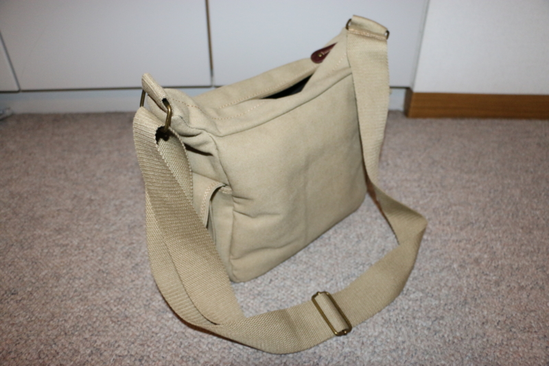 サンワダイレクトの一眼レフカメラバッグのレビューです！（ディズニーで使える!?） ディズニーシー・マニア！