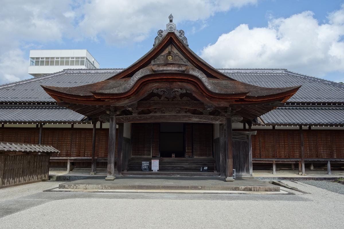 柏原藩陣屋跡 - sogensyookuのブログ