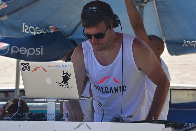dj