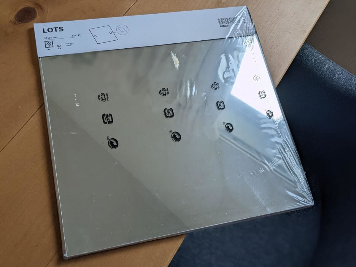 貼るタイプのミラー】IKEAのブロンドロン（旧ロッツ）を賃貸の