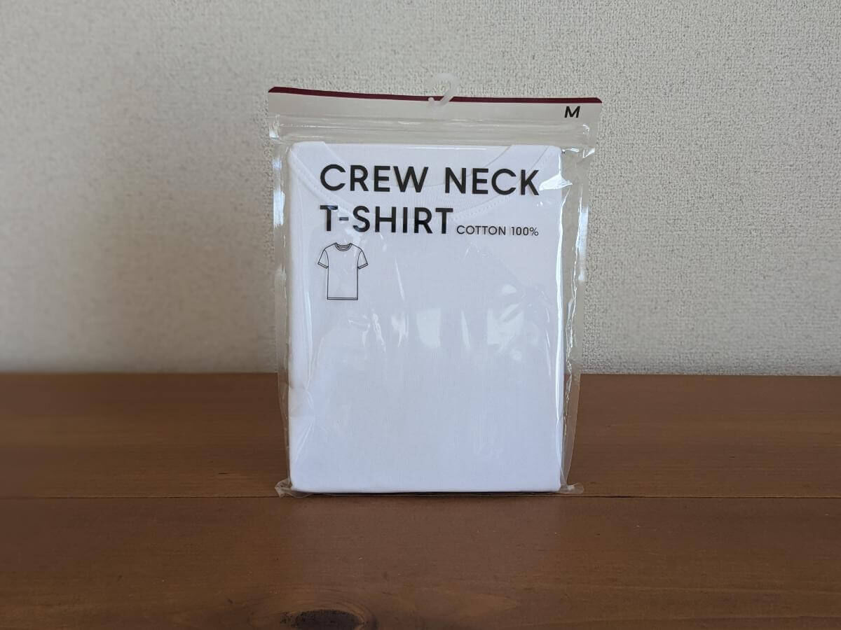 コットンクルーネックTシャツ レビュー】コットン100%!GUのコットンカラークルーネックT