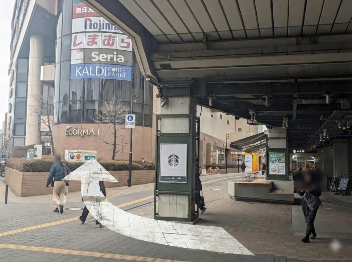小田急ox狛江店のトイレまでの案内画像