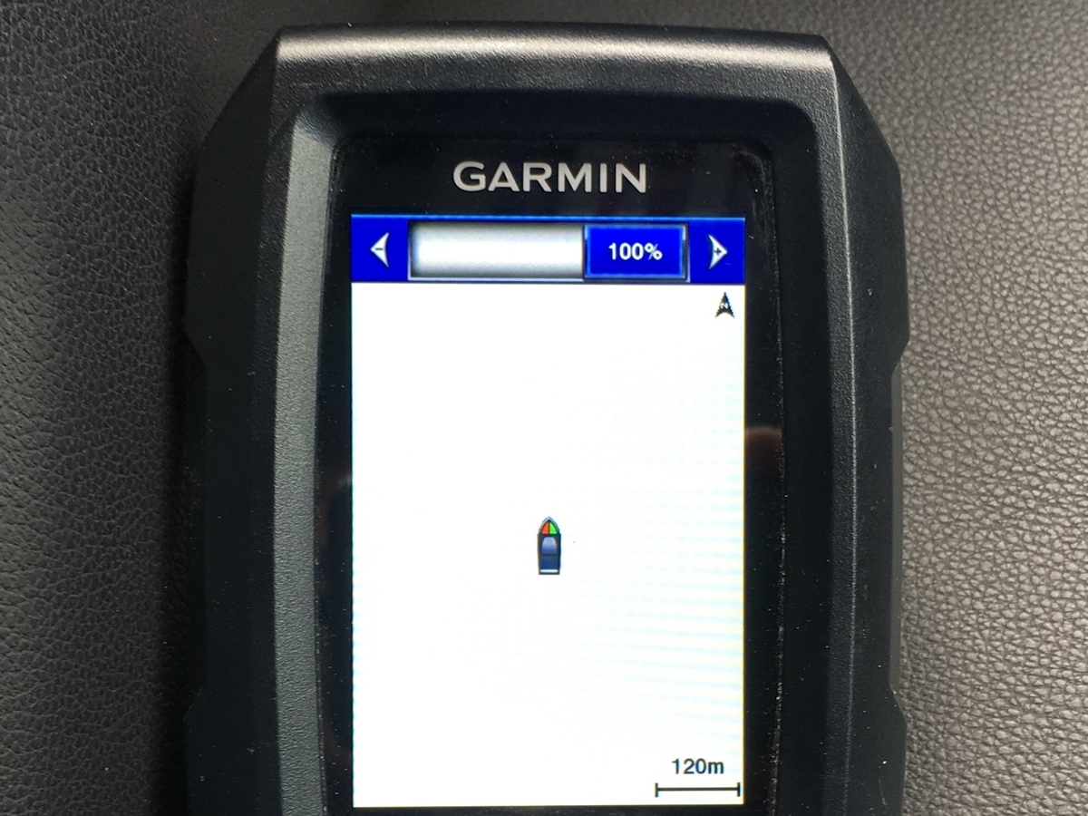 ガーミン ストライカー4の画面明るさ調整