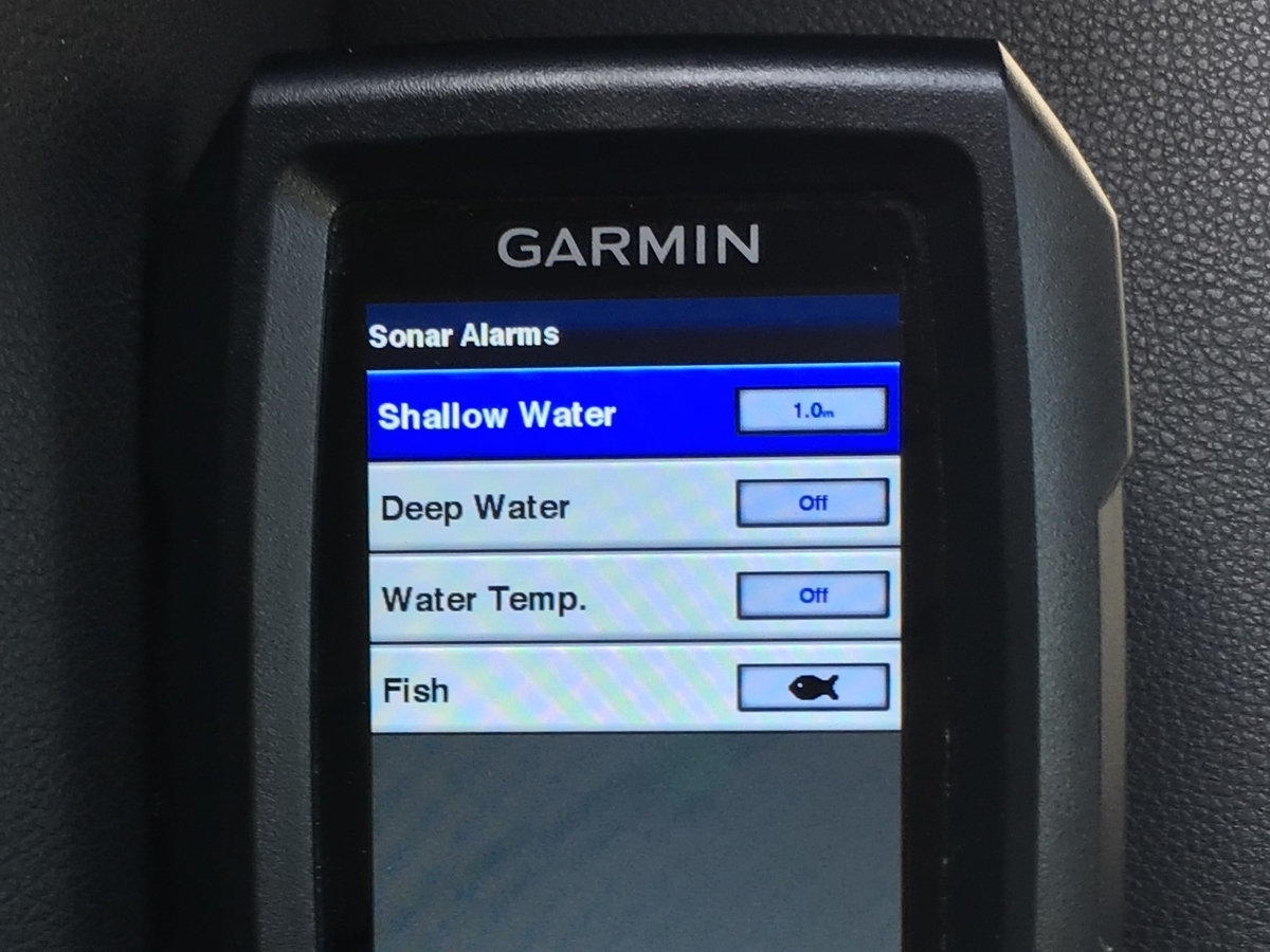 ガーミン ストライカー4の浅場(シャロー)警告設定